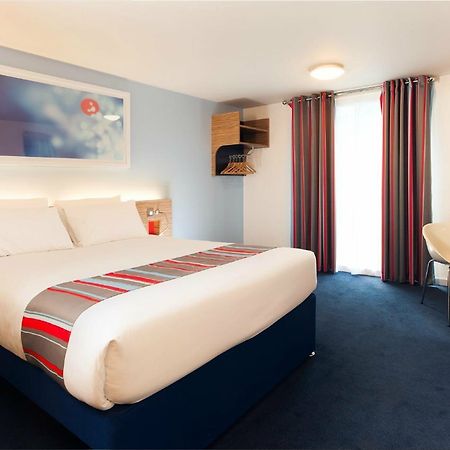 Travelodge Chelmsford Exterior foto