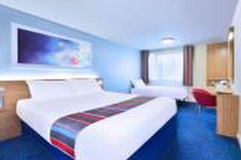 Travelodge Chelmsford Exterior foto
